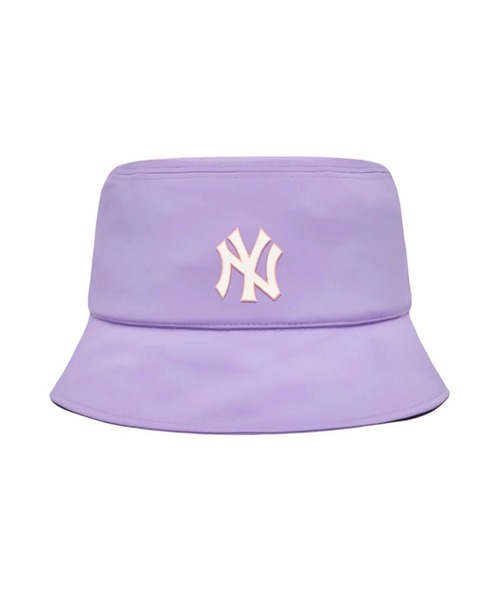 Lafayette(ラファイエット)の「エムエルビー【MLB】- ニューヨーク・ヤンキース ペイズリー バケットハット【New York Yankees Athleisure Bucket Hat 3AHT01323】(ハット・メンズ・パープル・59)」の1枚目の写真