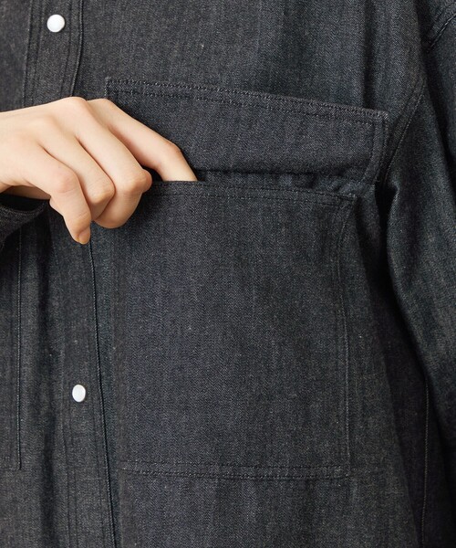 MACKINTOSH PHILOSOPHY(マッキントッシュ フィロソフィー)の「GREY LABEL ライトデニムワークシャツ(シャツ/ブラウス・レディース・ブラック/ダークネイビー・6/2)」の8枚目の写真