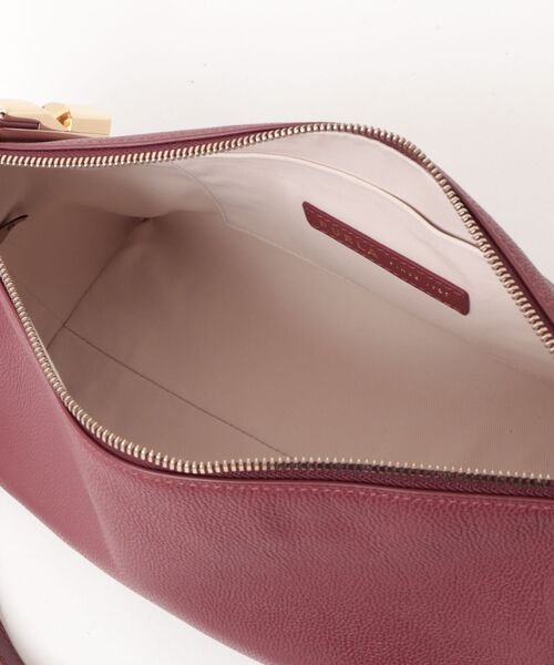 FURLA(フルラ)の「フルラ デビー (Furla Debby) ショルダーバッグ(ショルダーバッグ・レディース・ブラック・ONE SIZE)」の10枚目の写真