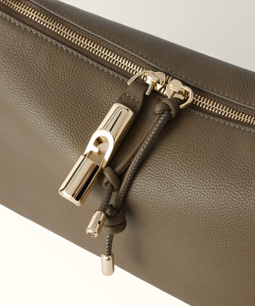 FURLA(フルラ)の「フルラ デビー (Furla Debby) ショルダーバッグ(ショルダーバッグ・レディース・ブラック・ONE SIZE)」の16枚目の写真
