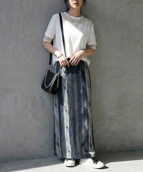 antiqua(アンティカ)の「水彩柄 ロングスカート(スカート・レディース・ブルー・ONESIZE)」の2枚目の写真