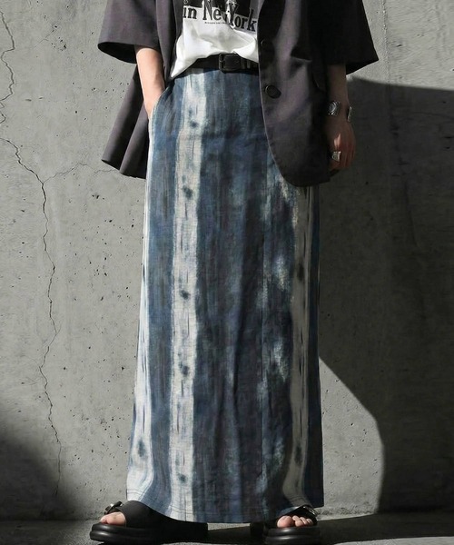 antiqua(アンティカ)の「水彩柄 ロングスカート(スカート・レディース・ブルー・ONESIZE)」の3枚目の写真