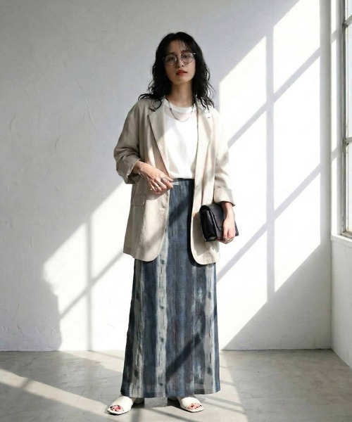 antiqua(アンティカ)の「水彩柄 ロングスカート(スカート・レディース・ブルー・ONESIZE)」の6枚目の写真