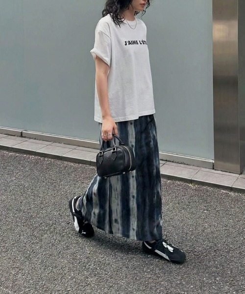 antiqua(アンティカ)の「水彩柄 ロングスカート(スカート・レディース・ブルー・ONESIZE)」の9枚目の写真
