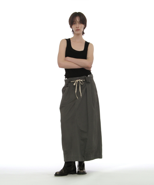 PARTIMENTO WOMEN(パルティメントウィメン)の「インバーテッドドローストリングマキシスカート_チャコール(スカート・レディース・その他・SMALL/MEDIUM)」の6枚目の写真