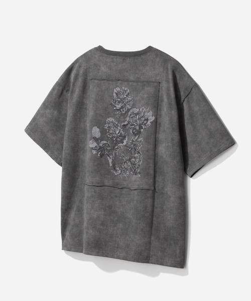 HARE（ハレ）の「ピグメントバッグフラワーカット(HARE)（Tシャツ/カットソー・メンズ・グレー/ブラック/ブラウン/パープル/ブルー・SMALL/MEDIUM）」の3枚目の写真