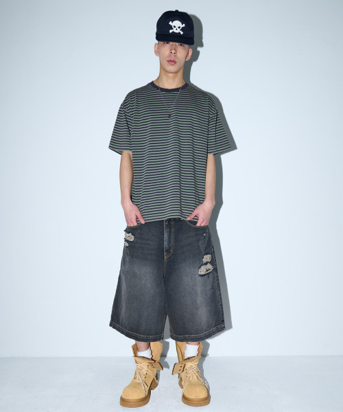 WKNDRS（ウィーキャンドース）の「[KOIN SEOUL] DAMAGED STRIPED T-SHIRT (KHAKI)（Tシャツ/カットソー・レディース・その他・SMALL/MEDIUM/LARGE/X-LARGE）」の4枚目の写真
