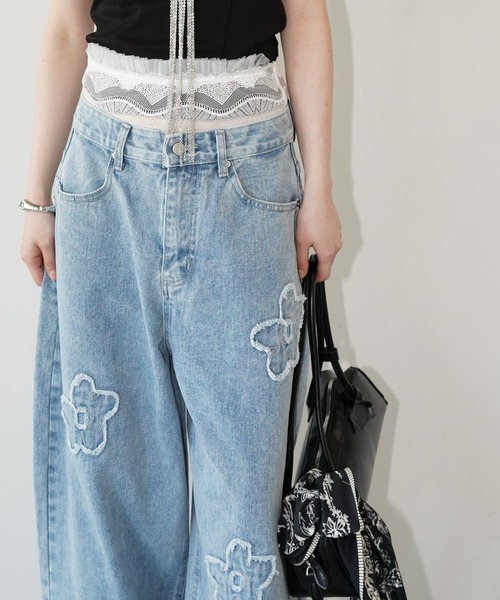 chuclla（チュクラ）の「フラワーモチーフバルーンデニム chw26s228（デニムパンツ・レディース・アイボリー/ブルー・L/S/M）」の19枚目の写真