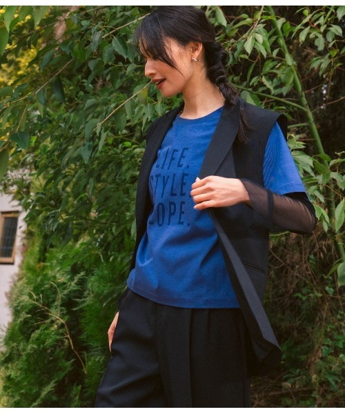 Park Slope NEWYORKER（パークスロープニューヨーカー）の「【滑らかな肌触り・着回し】LETTERING グラフィックTシャツ（Tシャツ/カットソー・レディース・ブルー・M/L）」の12枚目の写真