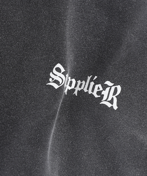 SUPPLIER(サプライヤー)の「SUPPLIER / サプライヤー Distressed Pierced Tee V2(Tシャツ/カットソー・メンズ・ホワイト/ブラック・MEDIUM/LARGE)」の5枚目の写真