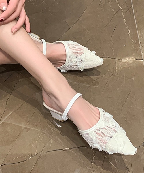 Lace Ladies（レースレディース）の「レース ポイインテッドトゥ ストラップ付き ミュール サンダル（サンダル・レディース・アイボリー/ブラック・25cm/24.5cm/24cm/23.5cm/23cm/22.5cm）」の4枚目の写真
