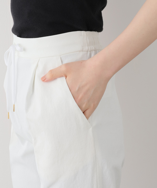 La TOTALITE(ラトータリテ)の「【洗える】ドライオックステーパードパンツ(その他パンツ・レディース・ホワイト/ベージュ・38/36)」の10枚目の写真