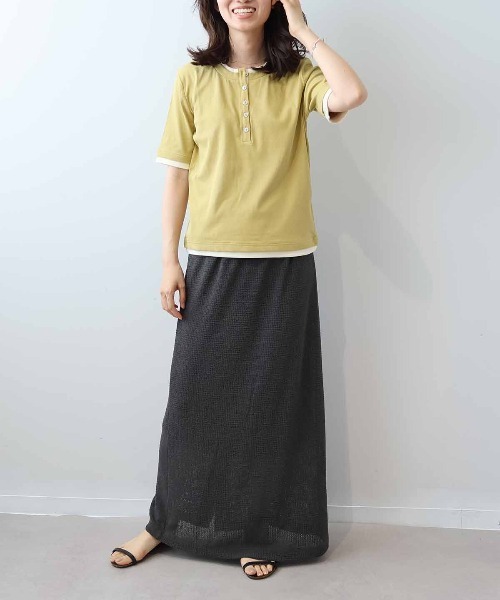 leswel(レスウェル)の「【M/L】バイカラーレイヤードライクヘンリーネックTシャツ(Tシャツ/カットソー・レディース・ブラック/ブラウン/クリーム/ベージュ/イエロー・M/L)」の10枚目の写真