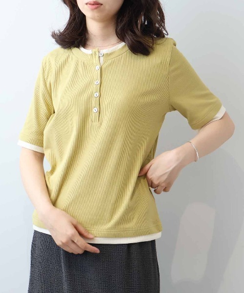 leswel(レスウェル)の「【M/L】バイカラーレイヤードライクヘンリーネックTシャツ(Tシャツ/カットソー・レディース・ブラック/ブラウン/クリーム/ベージュ/イエロー・M/L)」の11枚目の写真
