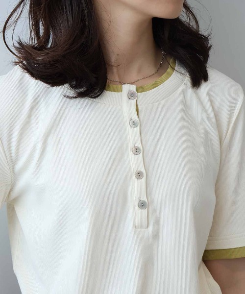 leswel(レスウェル)の「【M/L】バイカラーレイヤードライクヘンリーネックTシャツ(Tシャツ/カットソー・レディース・ブラック/ブラウン/クリーム/ベージュ/イエロー・M/L)」の18枚目の写真