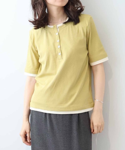 leswel(レスウェル)の「【M/L】バイカラーレイヤードライクヘンリーネックTシャツ(Tシャツ/カットソー・レディース・ブラック/ブラウン/クリーム/ベージュ/イエロー・M/L)」の6枚目の写真