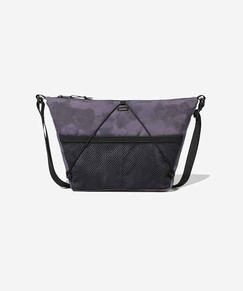 COVERNAT（カバーナット）の「LIGHTWEIGHT SACOCHE BAG（ショルダーバッグ・メンズ・パープル/ネイビー/ブラック・FREE）」の21枚目の写真