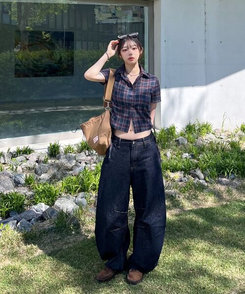 AGOD（エージーオーディー）の「スナップボタンカーブパンツ [ローインディゴ]（デニムパンツ・レディース・その他・SMALL/MEDIUM/LARGE/X-LARGE）」の19枚目の写真