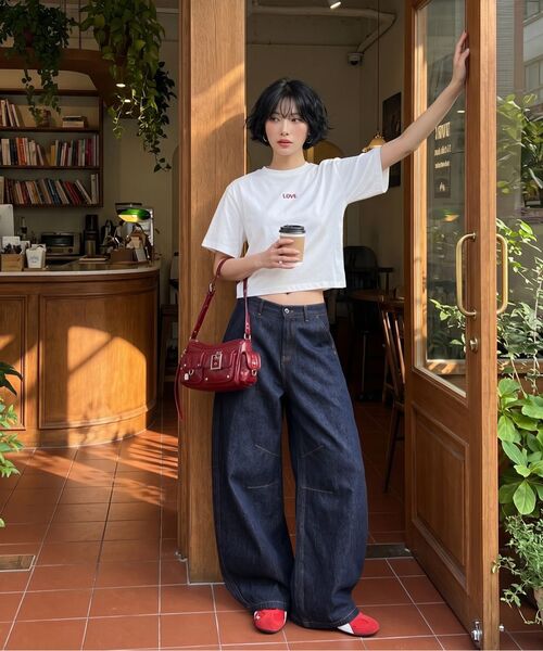 AGOD（エージーオーディー）の「スナップボタンカーブパンツ [ローインディゴ]（デニムパンツ・レディース・その他・SMALL/MEDIUM/LARGE/X-LARGE）」の22枚目の写真