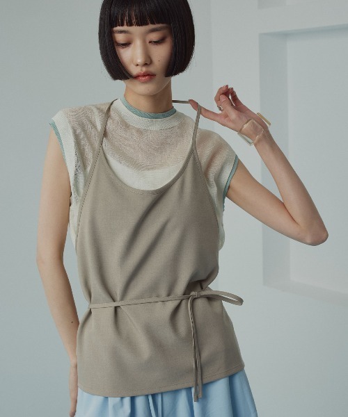 W:Huku(フーク)の「【W:Huku / シルキーサマーツイル】ホルターネック キャミソール / Silky Summer Twill Halter-Neck Camisole(キャミソール・レディース・ブラック/ベージュ/グレー・FREE)」の1枚目の写真