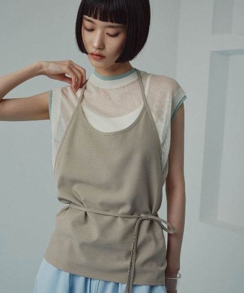 W:Huku(フーク)の「【W:Huku / シルキーサマーツイル】ホルターネック キャミソール / Silky Summer Twill Halter-Neck Camisole(キャミソール・レディース・ブラック/ベージュ/グレー・FREE)」の15枚目の写真