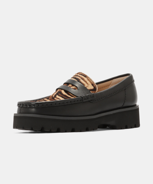 Clarks(クラークス)の「Clarks Yukoner Penny 26186570(ローファー・レディース・ブラック系その他・45/50/55/60)」の2枚目の写真