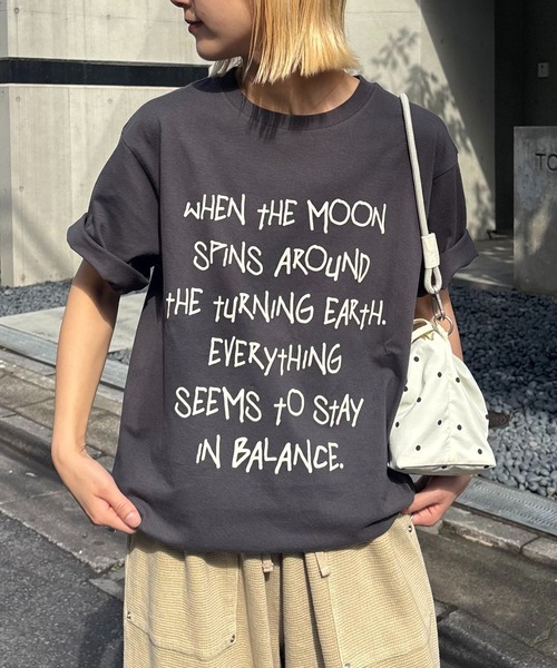 CIAOPANIC TYPY(チャオパニックティピー)の「【WEB限定】手書きメッセージロゴTEE(Tシャツ/カットソー・レディース・ホワイト/グレー/ブラック/ホワイト系その他/ネイビー/ベージュ・MEDIUM/SMALL/LARGE)」の3枚目の写真