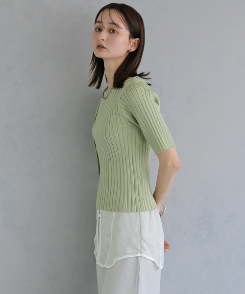 &g'aime(アンジェム)の「【&g'aime 】リブ切替半袖ニット Ribbed Panel Short-Sleeve Knit(Tシャツ/カットソー・レディース・ブルー/グリーン/ホワイト/ブラック・FREE)」の9枚目の写真