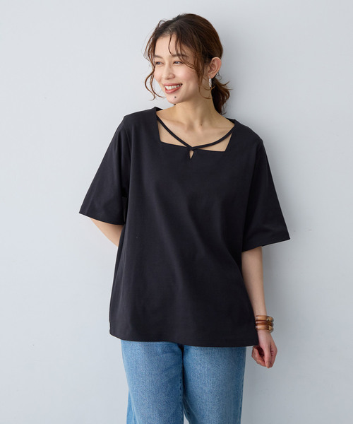 anyfee(エニフィー)の「【anyfee/大きいサイズ】着てサラ汗じみ防止クロスネックトップス/半袖Tシャツ《接触冷感・吸水速乾・UVカット》(Tシャツ/カットソー・レディース・オフホワイト/ピンク/ブラック/チャコール/ブルー/グリーン・LL/5L/3L/4L)」の13枚目の写真
