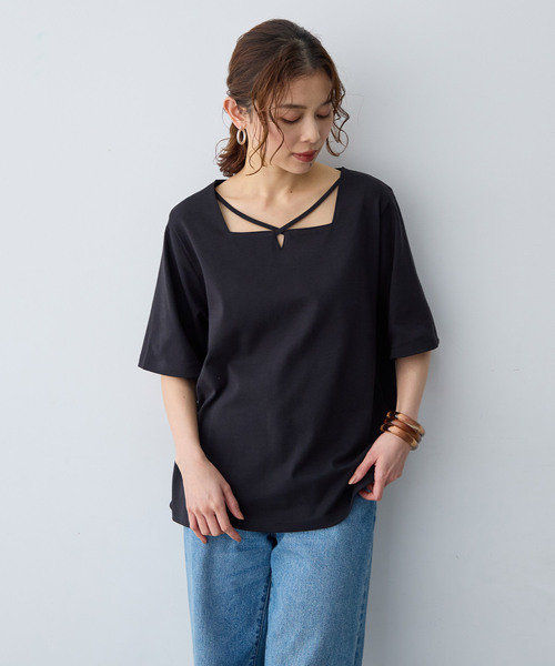 anyfee(エニフィー)の「【anyfee/大きいサイズ】着てサラ汗じみ防止クロスネックトップス/半袖Tシャツ《接触冷感・吸水速乾・UVカット》(Tシャツ/カットソー・レディース・オフホワイト/ピンク/ブラック/チャコール/ブルー/グリーン・LL/5L/3L/4L)」の12枚目の写真