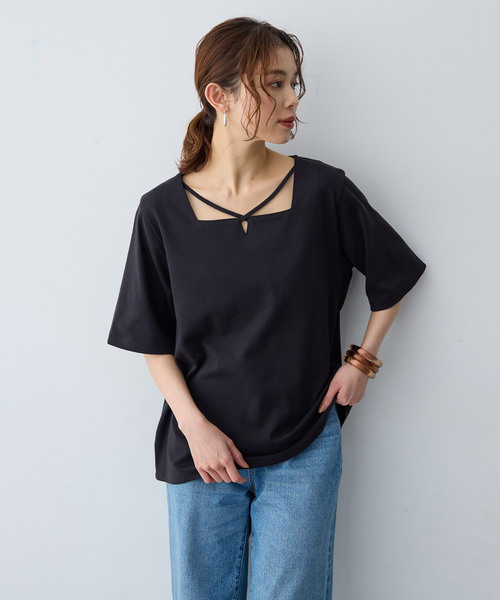 anyfee(エニフィー)の「【anyfee/大きいサイズ】着てサラ汗じみ防止クロスネックトップス/半袖Tシャツ《接触冷感・吸水速乾・UVカット》(Tシャツ/カットソー・レディース・オフホワイト/ピンク/ブラック/チャコール/ブルー/グリーン・LL/5L/3L/4L)」の11枚目の写真