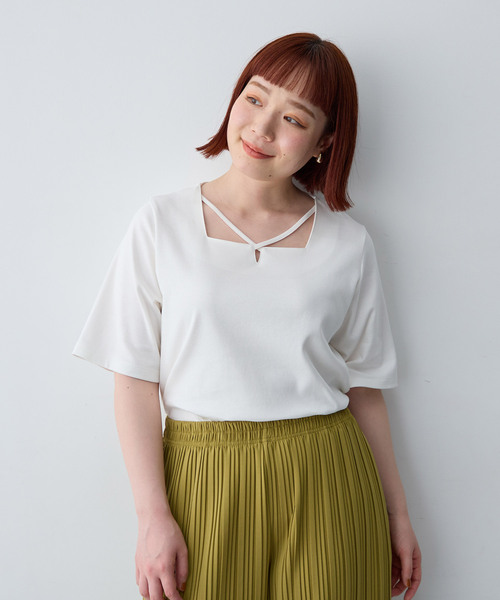 anyfee(エニフィー)の「【anyfee/大きいサイズ】着てサラ汗じみ防止クロスネックトップス/半袖Tシャツ《接触冷感・吸水速乾・UVカット》(Tシャツ/カットソー・レディース・オフホワイト/ピンク/ブラック/チャコール/ブルー/グリーン・LL/5L/3L/4L)」の17枚目の写真