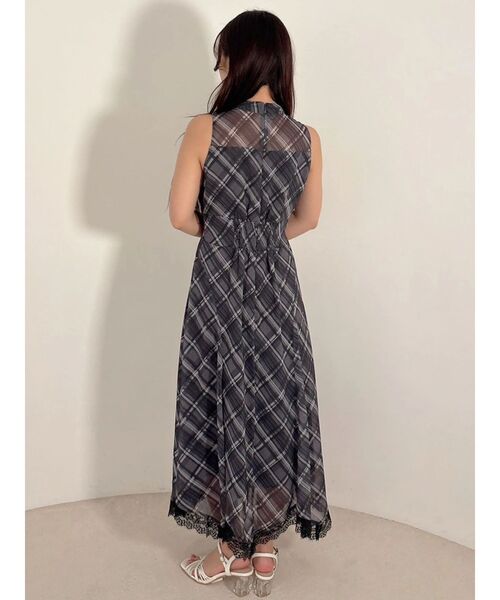MERCURYDUO(マーキュリーデュオ)の「シアーチェックカッティングワンピース(ワンピース・レディース・チャコールグレー/ベージュ・FREE)」の18枚目の写真