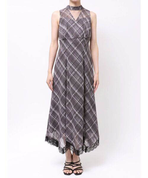 MERCURYDUO（マーキュリーデュオ）の「シアーチェックカッティングワンピース（ワンピース・レディース・チャコールグレー/ベージュ・FREE）」の10枚目の写真