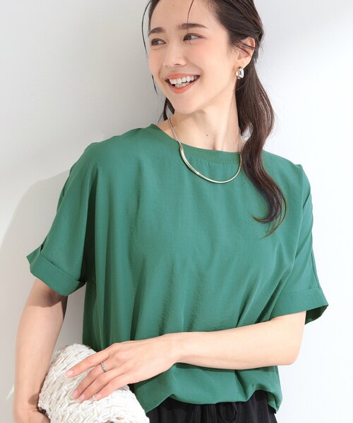 SHOO・LA・RUE(シューラルー)の「【着丈選べる/ひんやり/体型カバー】洗濯後しわになりにくい さらさらドルマンブラウス(シャツ/ブラウス・レディース・チャコールグレー/イエロー/モスグリーン/ライトベージュ/チャコール/ベージュ系8/モスグリーン系7/イエロー系7/ピンク系/ピンク系9・00)」の5枚目の写真