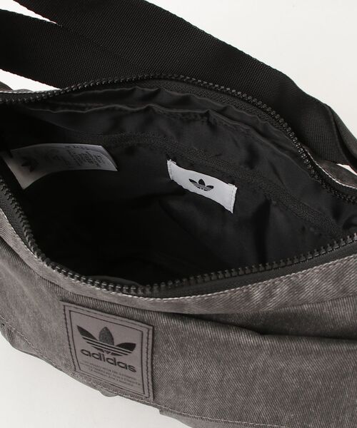 adidas(アディダス)の「WASHED MOON BAG / アディダスオリジナルス adidas Originals(ショルダーバッグ・メンズ・ブラック・FREE)」の7枚目の写真