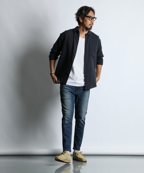 The DUFFER of ST.GEORGE(ザダファーオブセントジョージ)の「GARMENT-DYE DOUBLE GAUZE L/S SHIRT:製品染め ダブルガーゼ リラックスカジュアルシャツ / 接結ガーゼ / ガーメントダイ / 製品染め / フェード感(シャツ/ブラウス・メンズ・ネイビー/ブラック・X-LARGE/LARGE/MEDIUM/SMALL)」の6枚目の写真