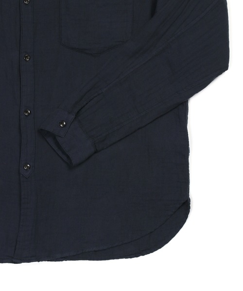 The DUFFER of ST.GEORGE(ザダファーオブセントジョージ)の「GARMENT-DYE DOUBLE GAUZE L/S SHIRT:製品染め ダブルガーゼ リラックスカジュアルシャツ / 接結ガーゼ / ガーメントダイ / 製品染め / フェード感(シャツ/ブラウス・メンズ・ネイビー/ブラック・X-LARGE/LARGE/MEDIUM/SMALL)」の13枚目の写真