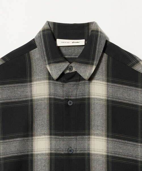FOG ESSENTIALS（エフオージーエッセンシャルズ）の「＜FEAR OF GOD ESSENTIALS＞BUTTON UP シャツ（シャツ/ブラウス・メンズ・ブラック/ダークグレー・XS/M/S）」の4枚目の写真