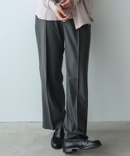DONOBAN(ドノバン)の「【ELME】Everyday Pintuck Slacks / 3カラー(スラックス・レディース・ベージュ/ブラック系/ブラック・S/L)」の3枚目の写真