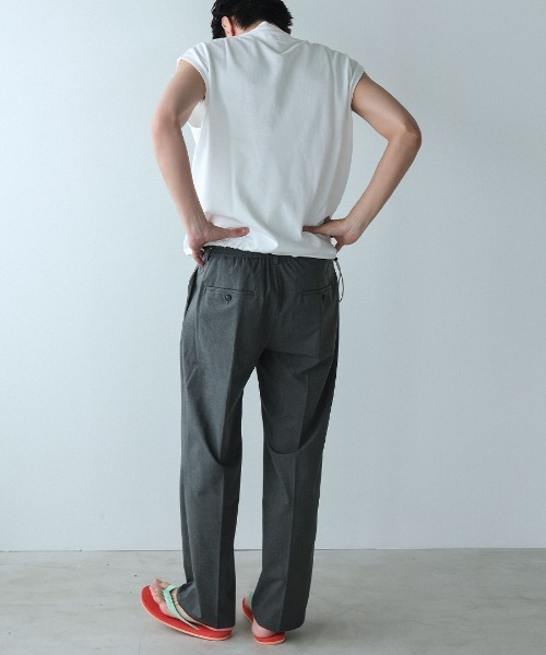 DONOBAN(ドノバン)の「【ELME】Everyday Pintuck Slacks / 3カラー(スラックス・レディース・ベージュ/ブラック系/ブラック・S/L)」の11枚目の写真