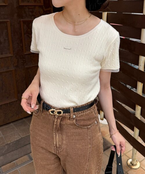 Thevon(ゼボン)の「チャーム付きケーブルコンパクトニット(ニット/セーター・レディース・アイボリー/グレー/ネイビー・M/S)」の8枚目の写真