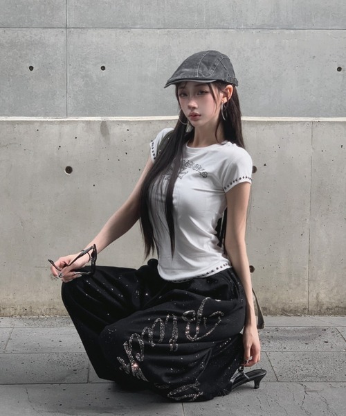 KsG(ケーエスジー)の「アイコンダブルスタッズTシャツ(Tシャツ/カットソー・レディース・ホワイト/ブラック・SMALL/MEDIUM)」の4枚目の写真