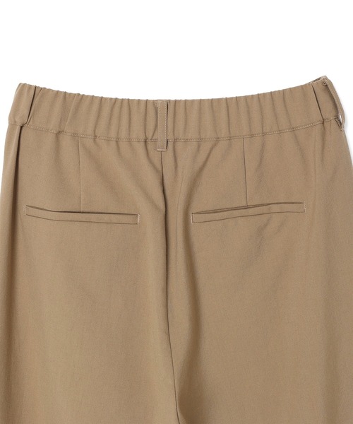 LE SOUK HOLIDAY（ルスークホリデー）の「タックチノパンツ【UVカット・後ろウエストゴム】（その他パンツ・レディース・ブラック/ベージュ/ダークブラウン・L/M）」の7枚目の写真
