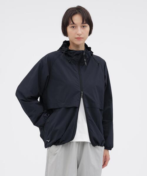 MARGARET HOWELL(マーガレットハウエル)の「RECYCLED TASLAN NYLON TAFFETA BLOUSON(ブルゾン・レディース・ネイビー系1/ベージュ系その他4・1/2)」の6枚目の写真