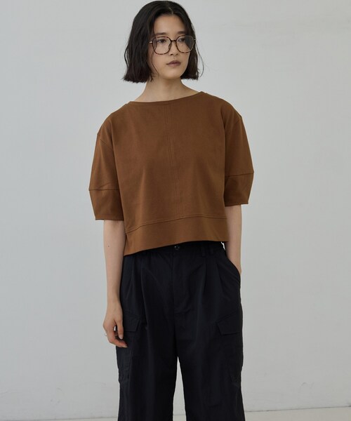 GALLEST(ギャレスト)の「ハーフスリーブフォルムカットソー【接触冷感/新色追加】(Tシャツ/カットソー・レディース・ベビーピンク/ブラウン系その他/チャコールグレー・38)」の16枚目の写真