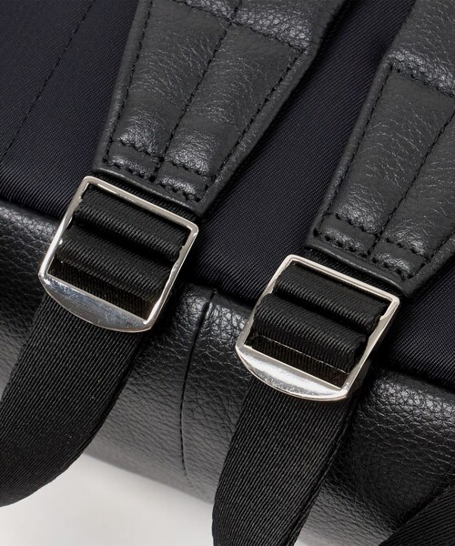 A DAY IN THE LIFE UNITED ARROWS(アデイインザライフユナイテッドアローズ)の「シュリンクレザー デイパック<A DAY IN THE LIFE>(バックパック/リュック・メンズ・ブラック・FREE)」の12枚目の写真