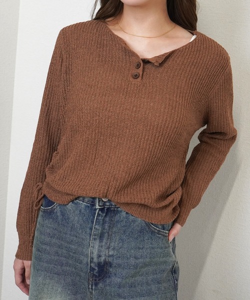 gossara(ゴサラ)の「【gossara こなれ感をプラス!】サイドドロストニット(ニット/セーター・レディース・ベージュ/チャコールグレー/ブラウン・FREE)」の20枚目の写真