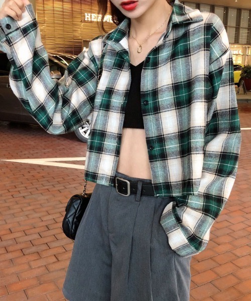 semuse(セミューズ)の「マドラスチェック柄クロップド丈シャツ(シャツ/ブラウス・レディース・ブラウン/グリーン・FREE)」の14枚目の写真