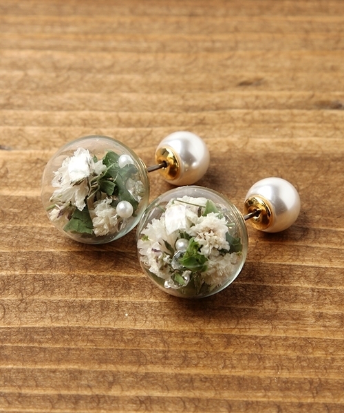 studio CLIP(スタディオクリップ)の「ガラスボールフラワーリバーピアス(ピアス(両耳用)・レディース・イエロー/パープル/オフホワイト・FREE)」の2枚目の写真